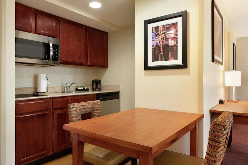 Homewood Suites by Hilton Dulles-North/Loudoun in Ashburn, Va