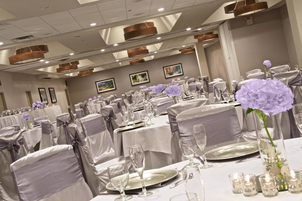 Embassy Suites by Hilton Cincinnati Northeast Blue Ash in Blue Ash, Oh