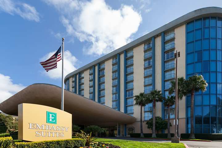 Embassy Suites by Hilton San Francisco Airport in San Francisco