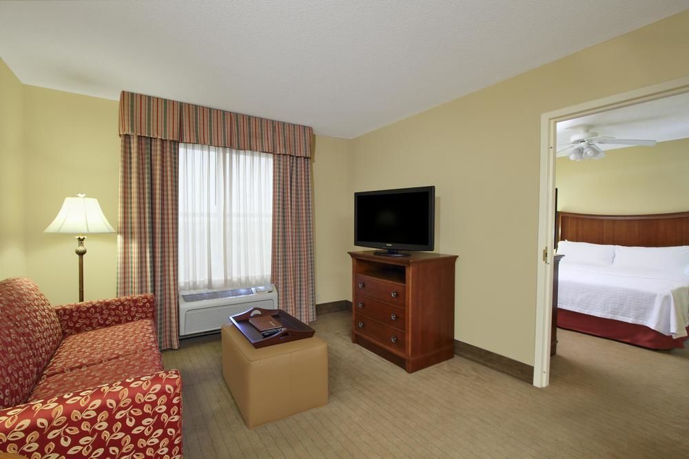 Homewood Suites by Hilton Chesapeake-Greenbrier in Cheasepake, Va