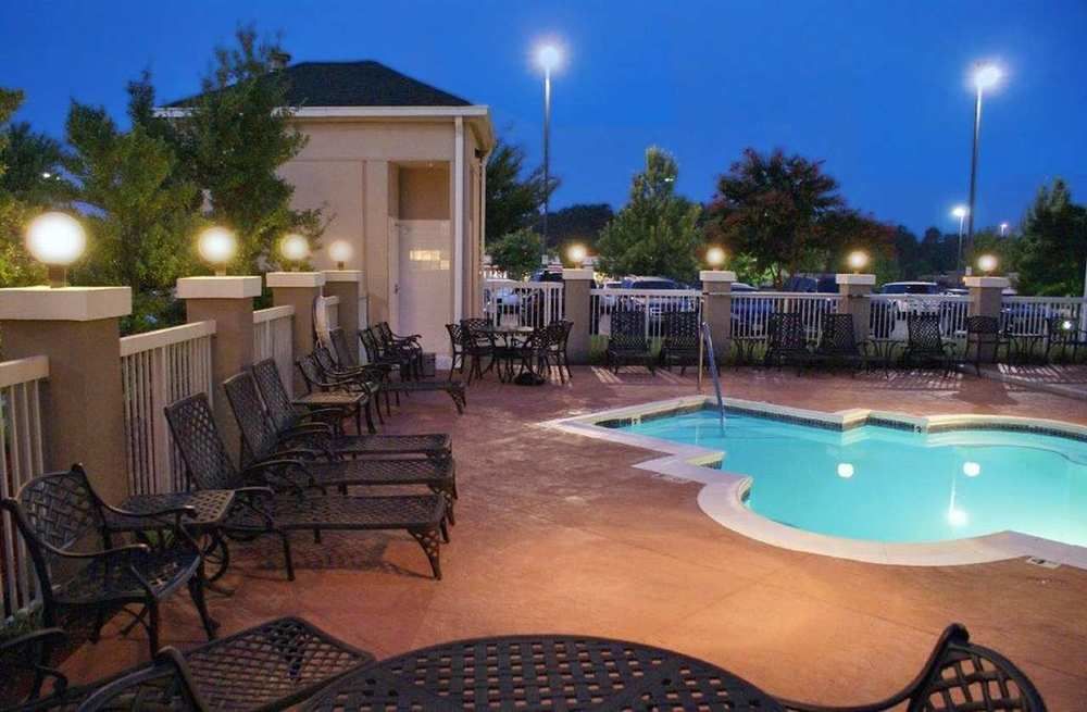 Hilton Garden Inn Charlotte North in Charlotte