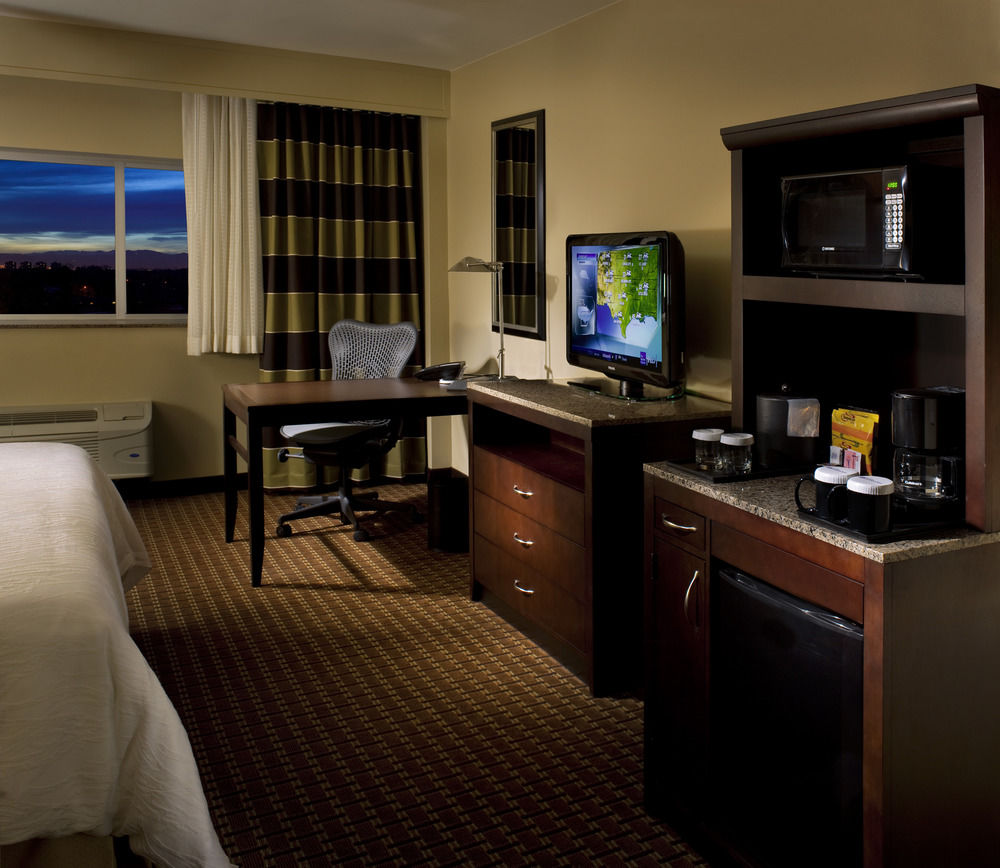 Hilton Garden Inn Denver/Cherry Creek in Denver