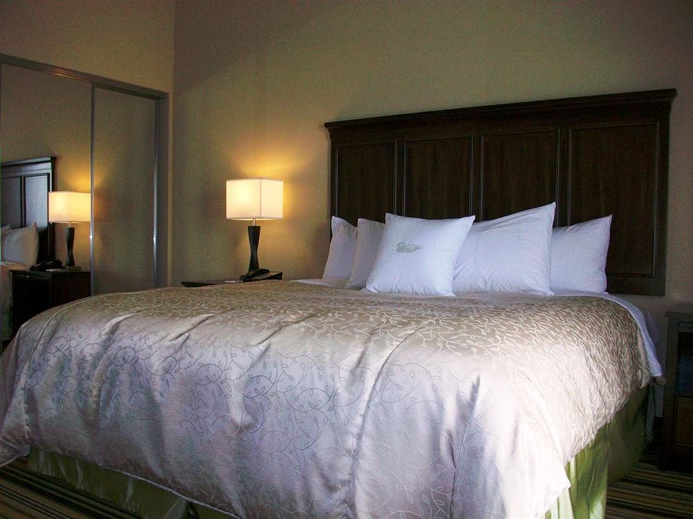Homewood Suites by Hilton Charlotte/Ayrsley, NC in Charlotte
