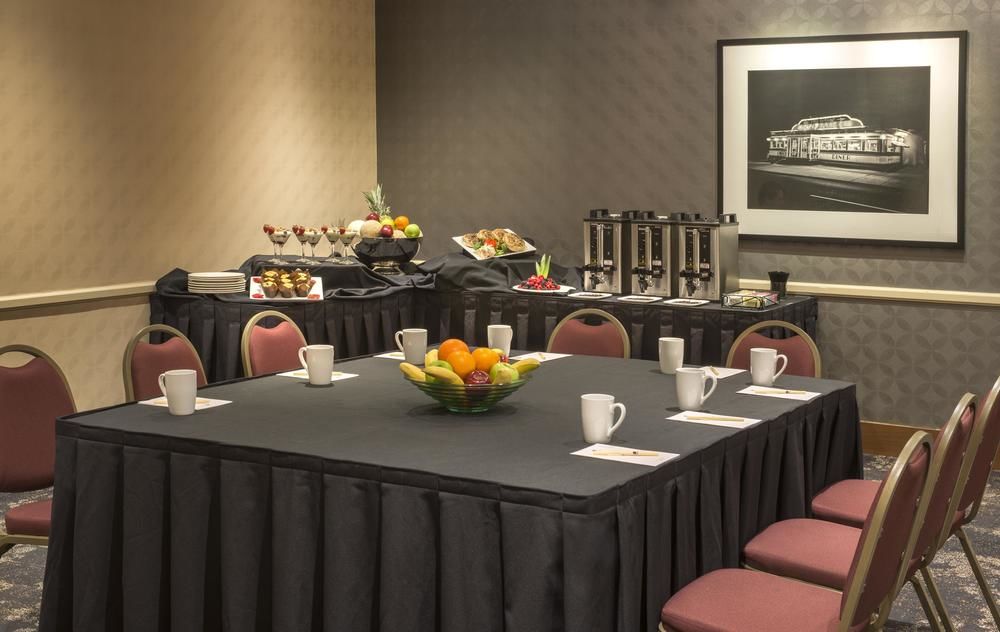 DoubleTree Suites by Hilton Minneapolis Downtown in Minneapolis / St. Paul