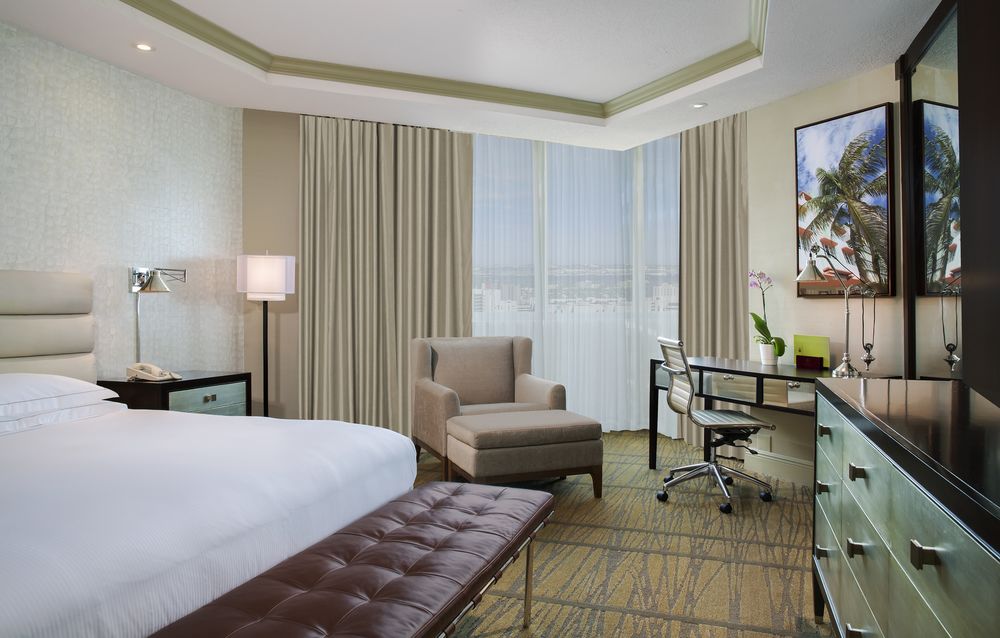DoubleTree by Hilton Miami Airport & Convention Center in Miami