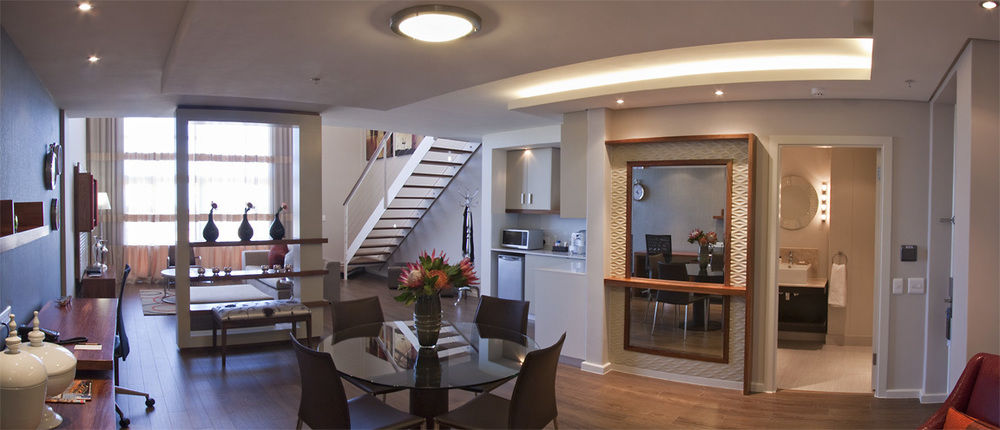 DoubleTree by Hilton Cape Town - Upper Eastside in Cape Town