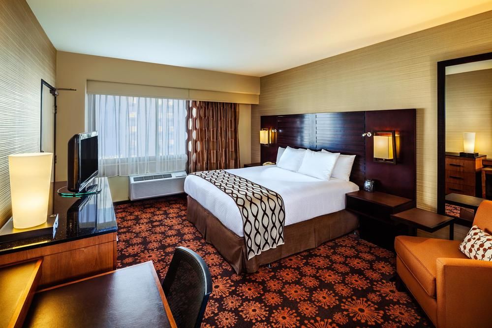 DoubleTree by Hilton San Francisco Airport in Burlingame, Ca