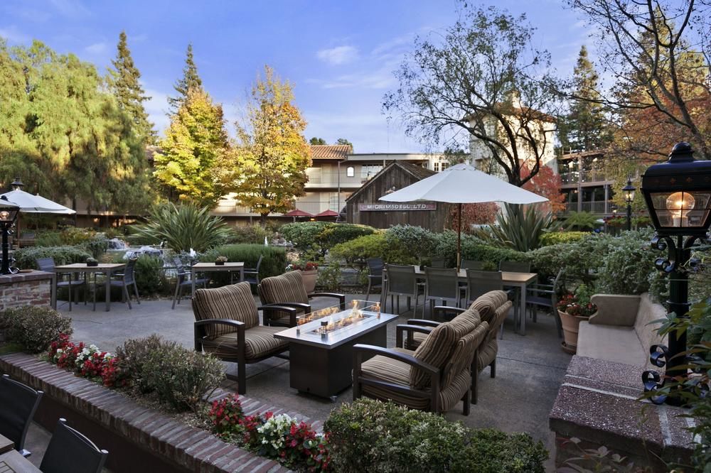 Embassy Suites by Hilton Napa Valley in Napa