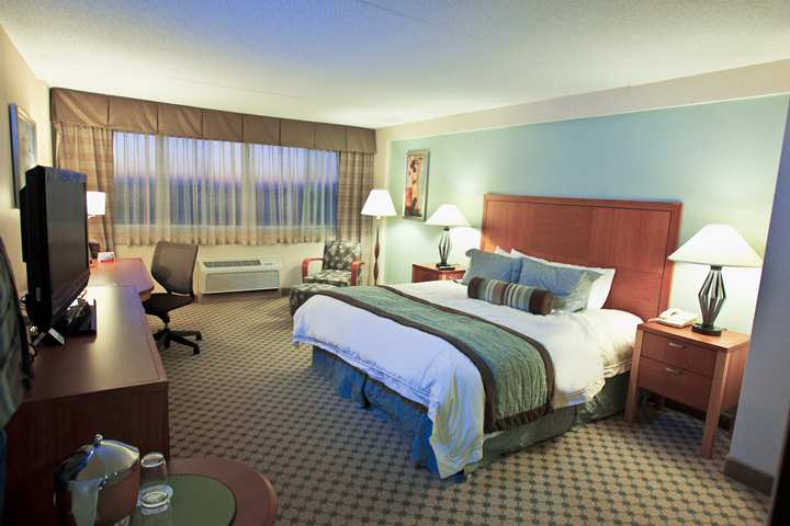 the Alloy King of Prussia - a DoubleTree by Hilton in King Of Prussia