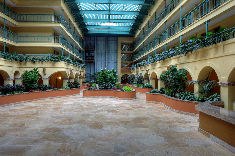 Embassy Suites by Hilton Los Angeles-Intl Airport South in El Segundo, Ca