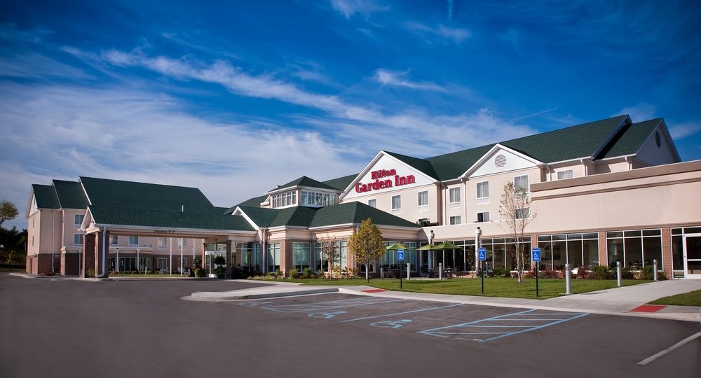 HILTON GARDEN INN ST. LOUIS AIRPORT in Saint Louis, Mo