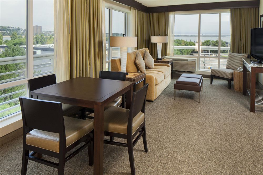 DoubleTree by Hilton Boston Bayside in Boston