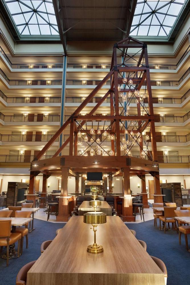 Embassy Suites by Hilton Denver International Airport in Denver