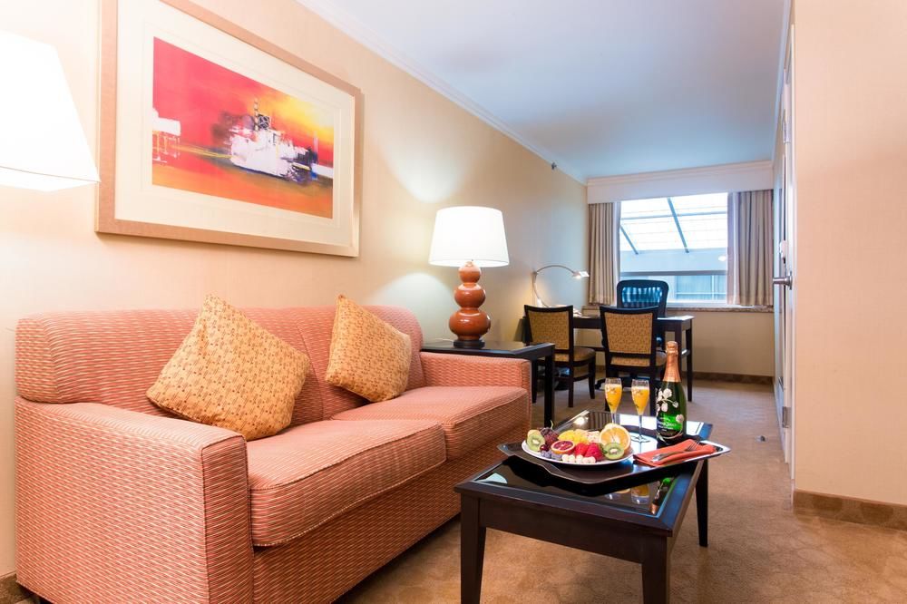 Embassy Suites by Hilton Los Angeles Glendale in Glendale, Ca