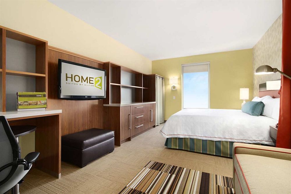 Home2 Suites by Hilton Fayetteville Fort Bragg in Fayetteville, Nc