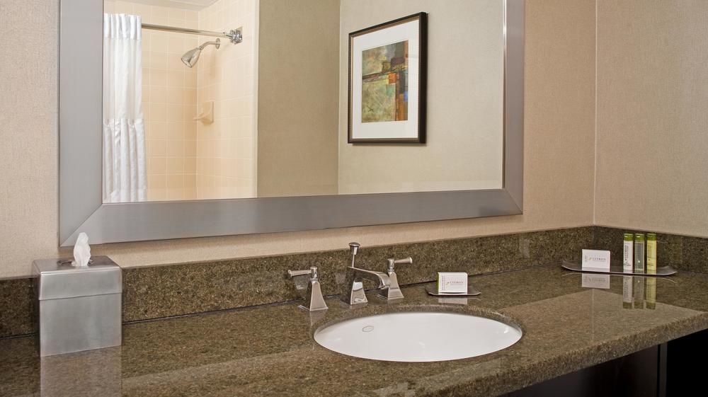 DoubleTree by Hilton Chicago Schaumburg in Schaumburg