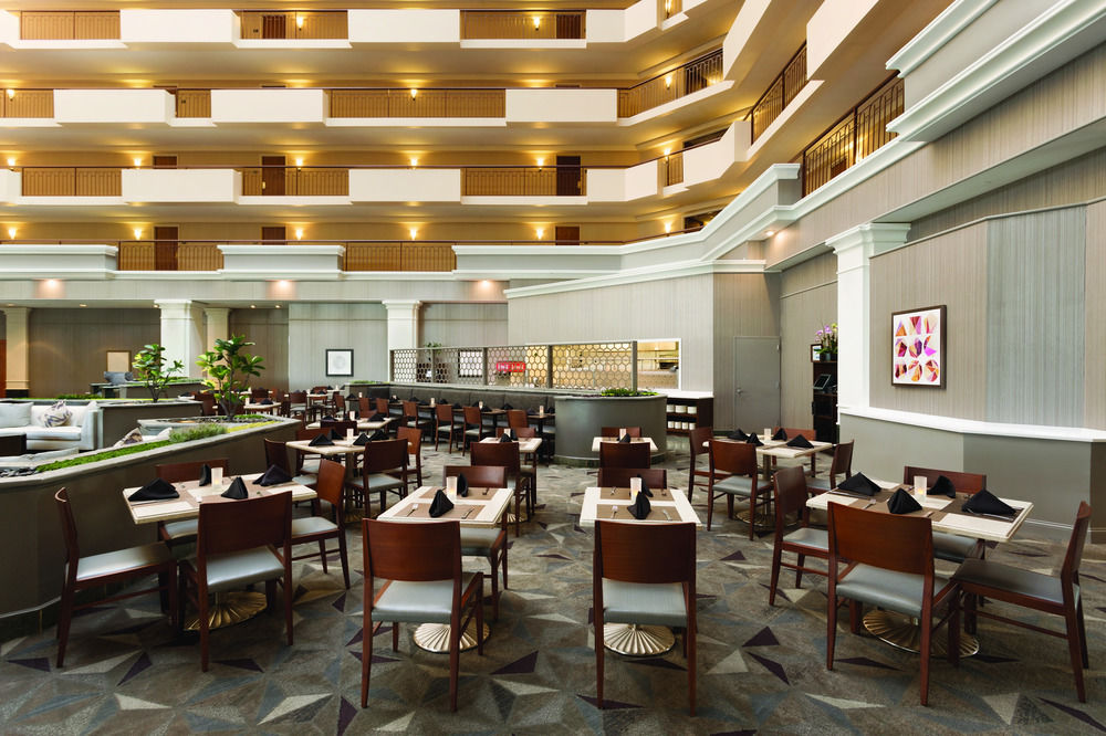 Hilton Chicago/Oak Brook Suites in Oakbrook Terrace-Il