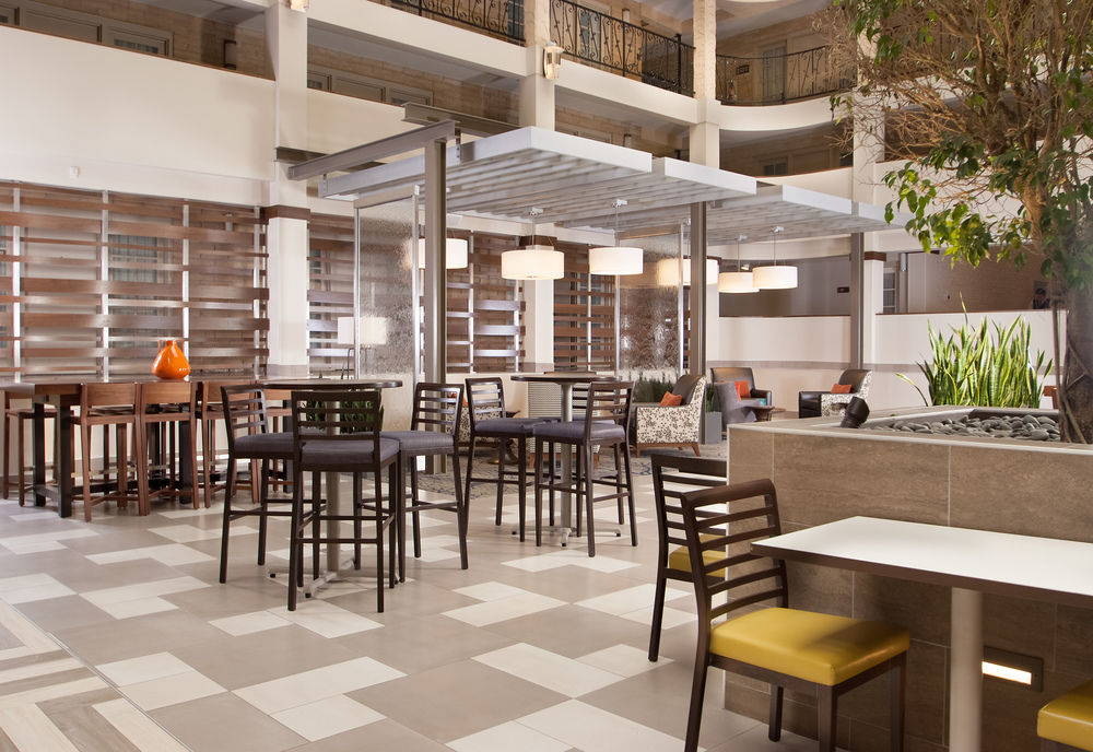 Embassy Suites by Hilton Bloomington/Minneapolis in Bloomington, Mn