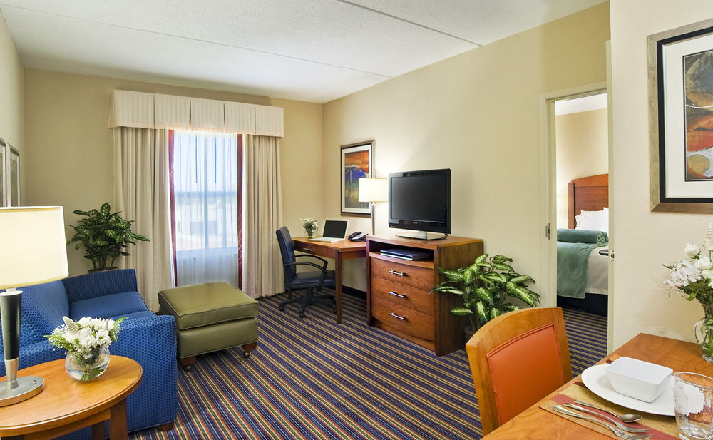 Homewood Suites by Hilton Virginia Beach/Norfolk Airport in Virginia Beach, Va