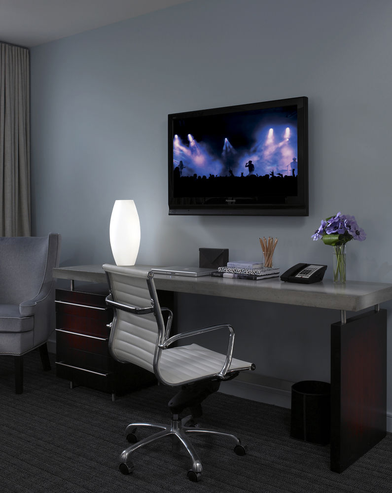 KIMPTON LORIEN HOTEL AND SPA in Alexandria, Va