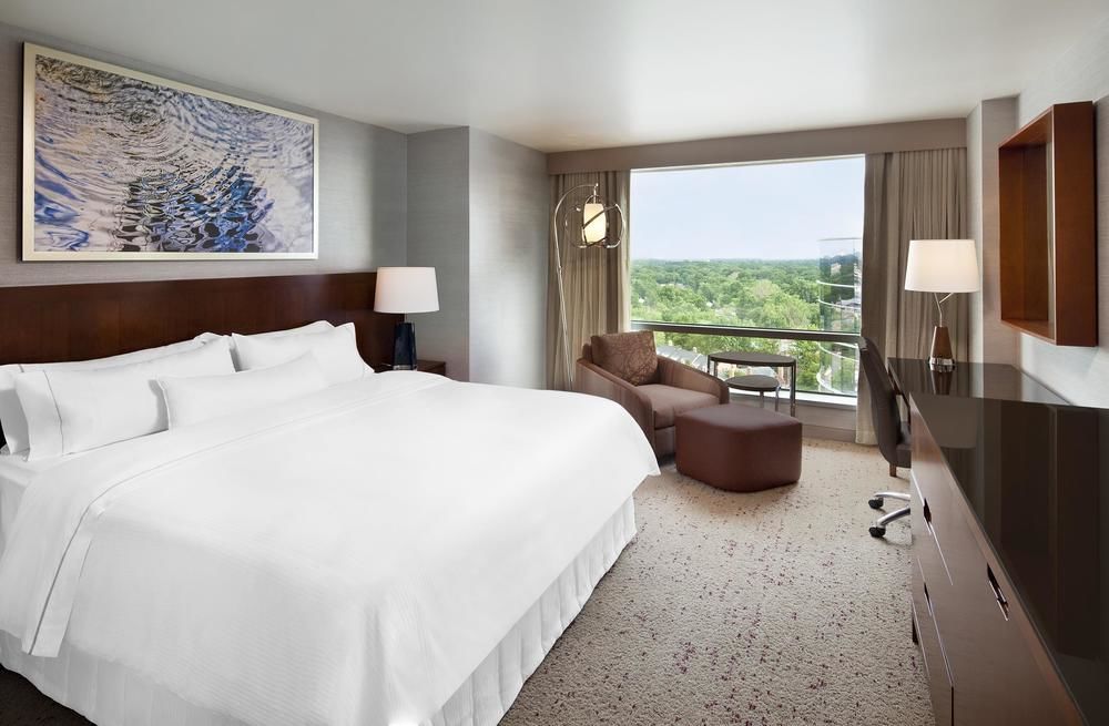 THE WESTIN ARLINGTON GATEWAY in Arlington