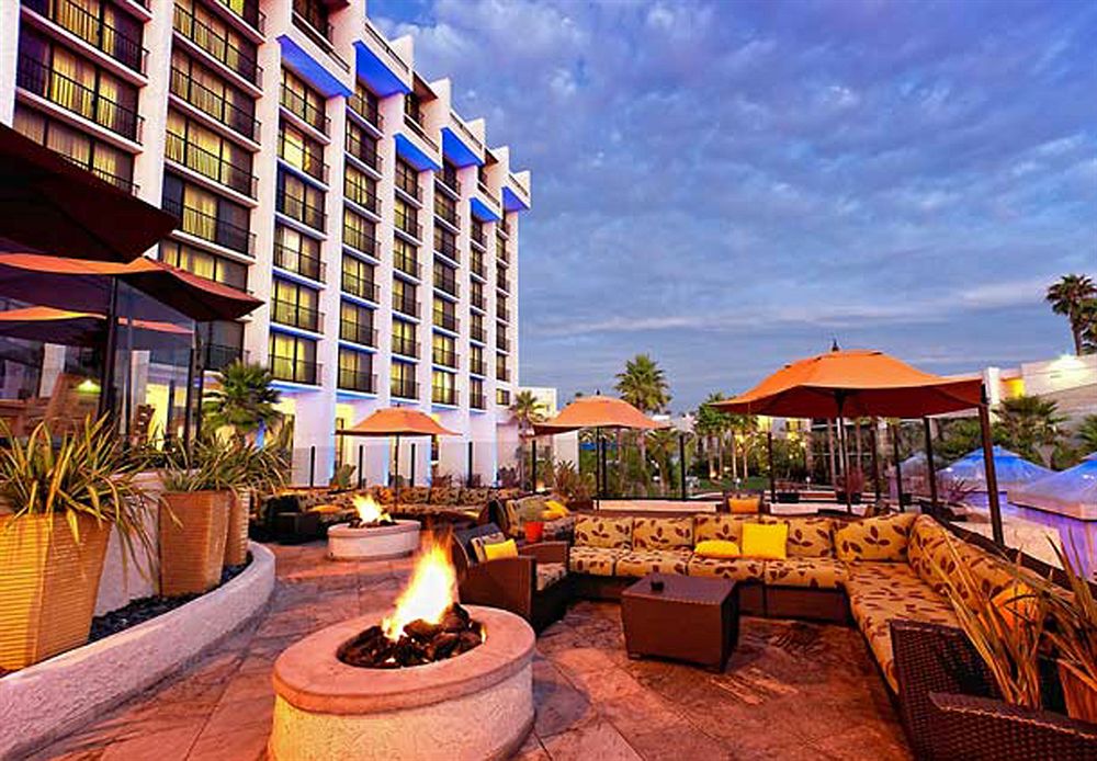NEWPORT BEACH MARRIOTT in Newport Beach, Ca