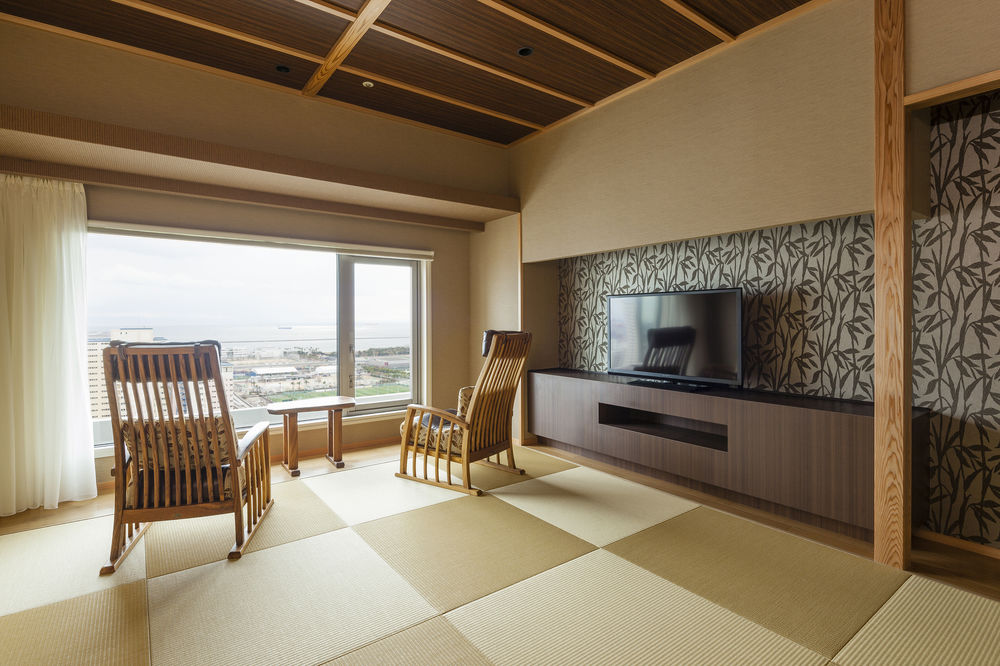 BAY SHERATON & TOWERS in Kabe