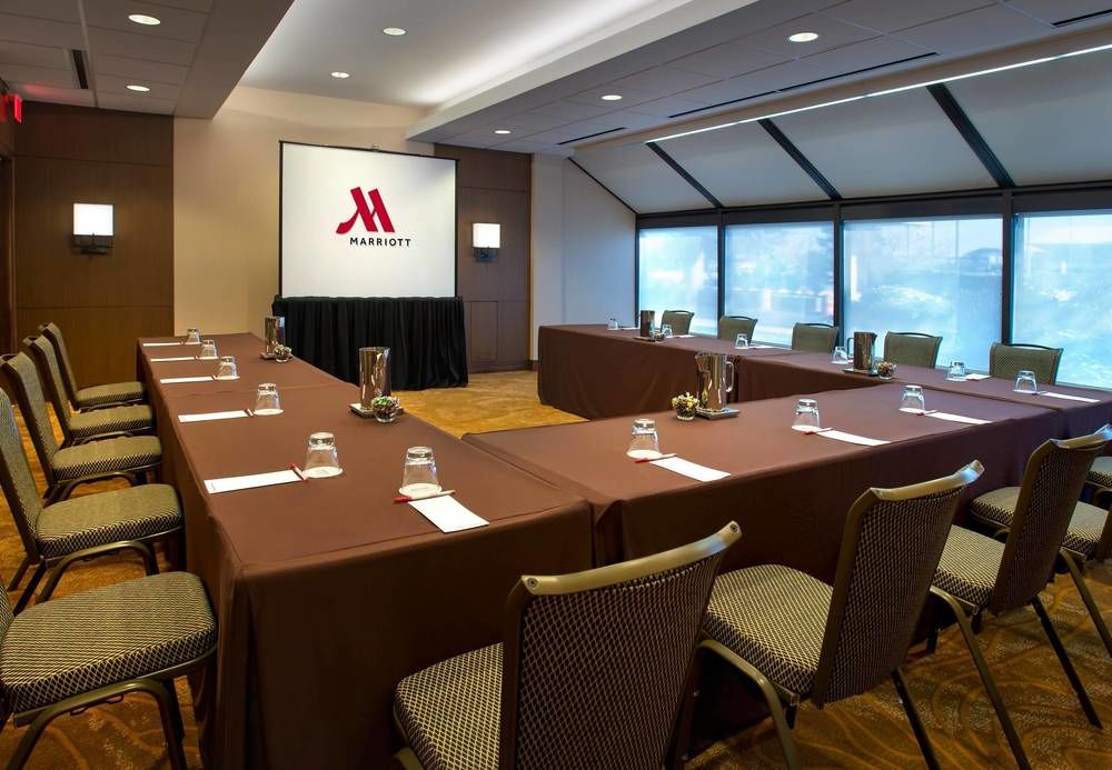Newark Liberty International Airport Marriott in Newark, Nj