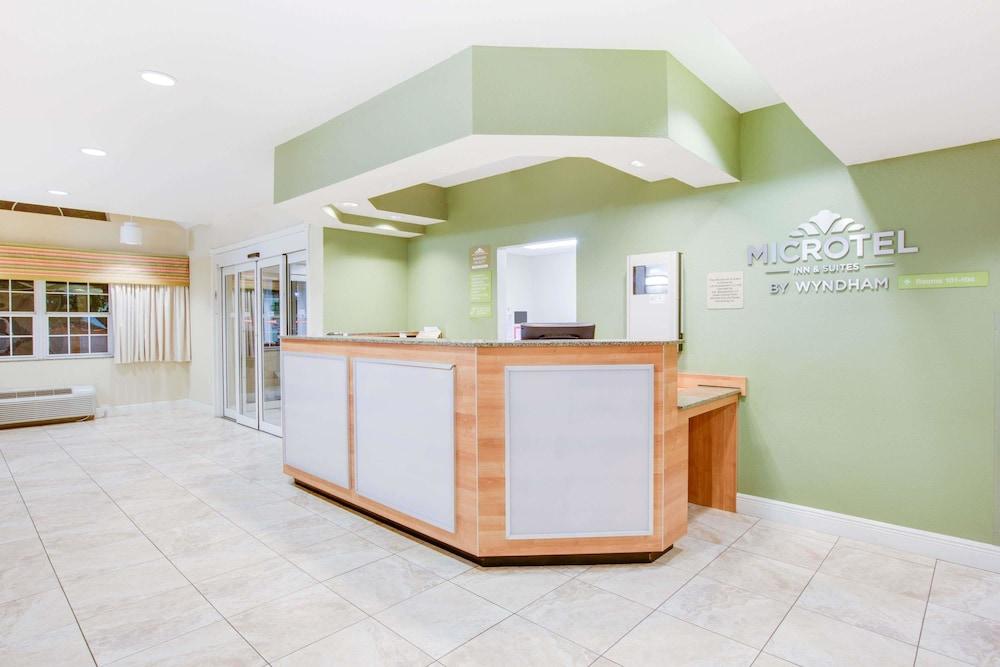 Microtel Inn & Suites by Wyndham Saraland/North Mobile in Saraland, Al