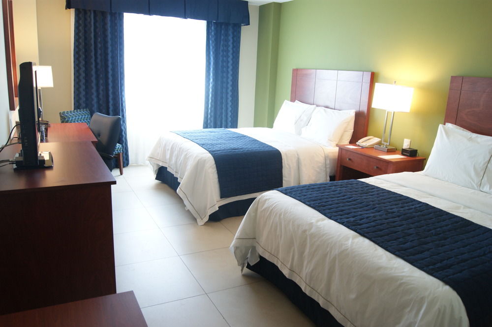 HOLIDAY INN EXPRESS VERACRUZ BOCA DEL RIO in Veracruz