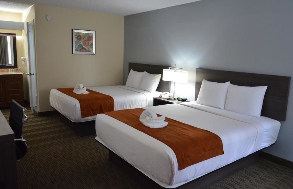 Days Inn & Suites by Wyndham Orlando Airport in Orlando