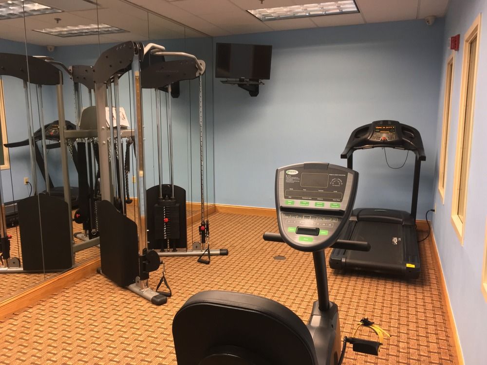 BAYMONT BY WYNDHAM FORT MYERS AIRPORT in Fort Myers