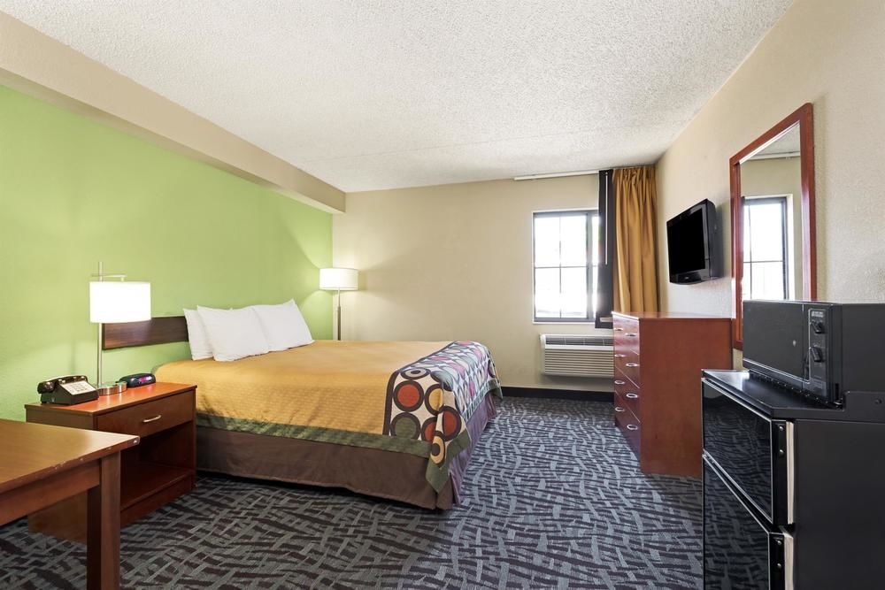 Spark by Hilton Wichita East in Wichita