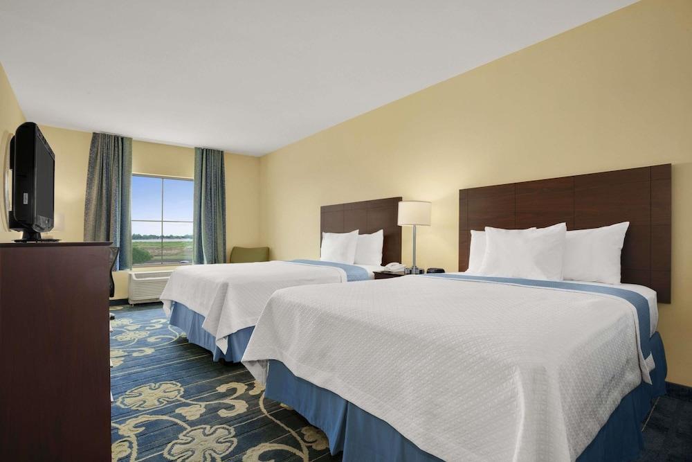 Spark by Hilton Victoria in Victoria, Tx