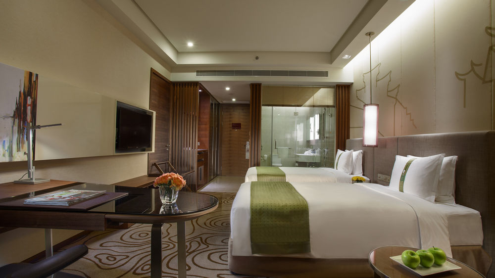 Holiday Inn Shanghai Hongqiao in Shanghai