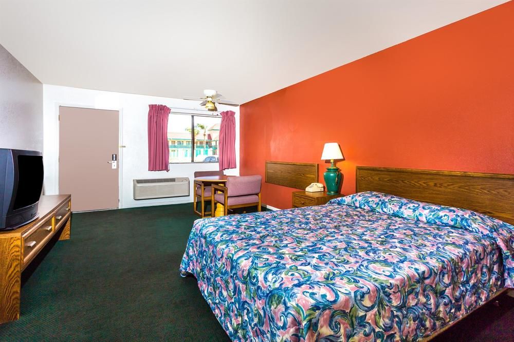 TRAVELODGE SUITES BY WYNDHAM PHOENIX MESA in Mesa