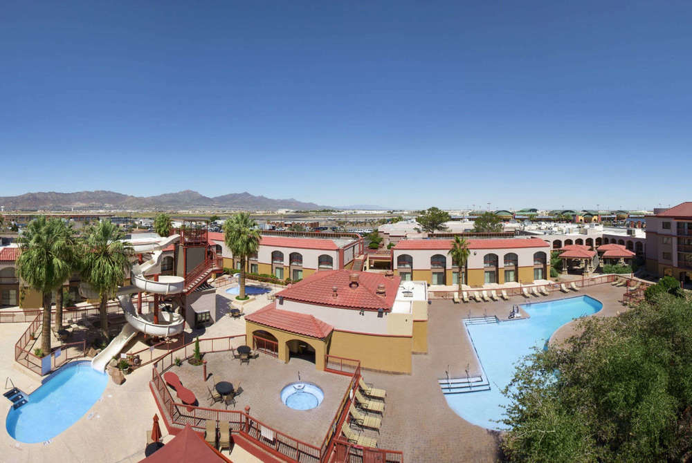 WYNDHAM EL PASO AIRPORT HOTEL AND WATERPARK in El Paso, Tx
