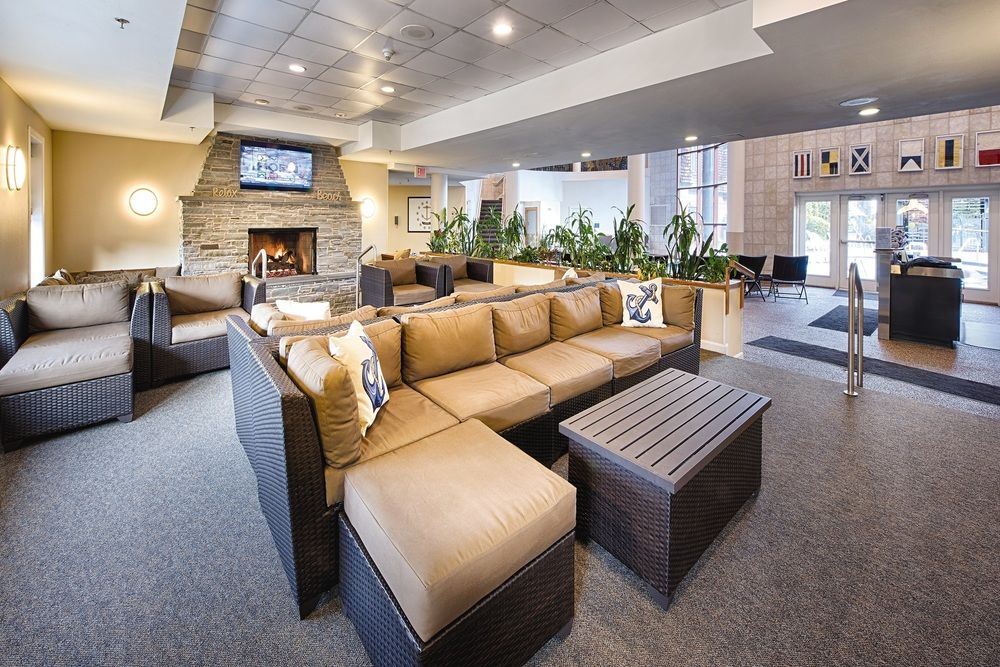 WYNDHAM VR INN ON LONG WHARF in Newport, Ri