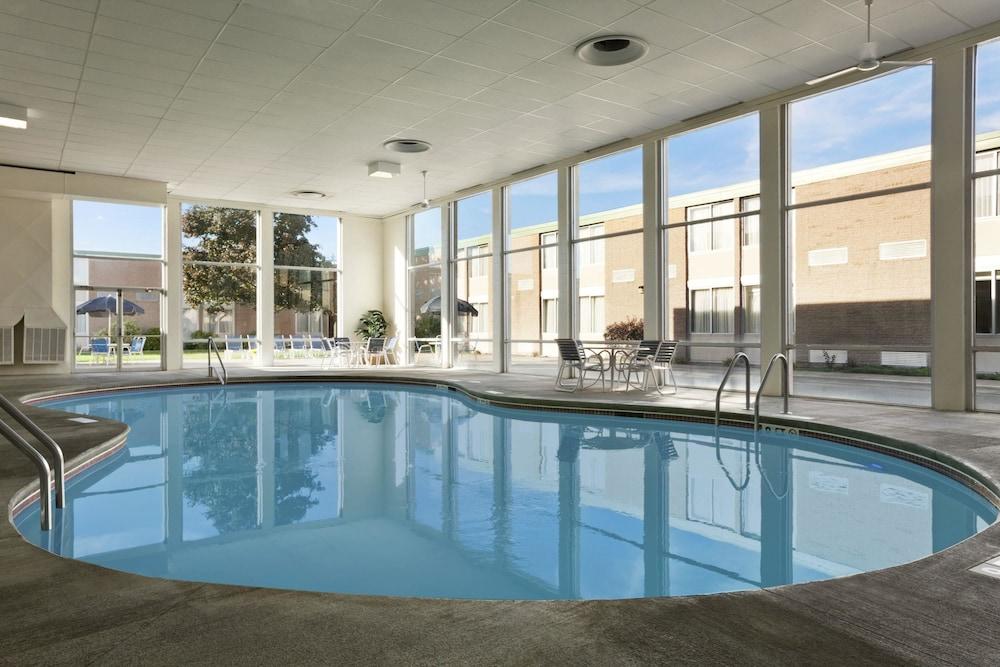 RAMADA BY WYNDHAM BANGOR in Bangor
