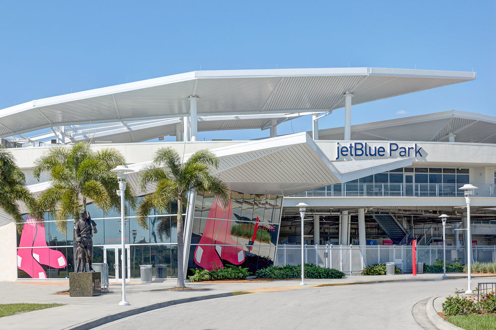 HOWARD JOHNSON BY WYNDHAM FT. MYERS FL in Fort Myers