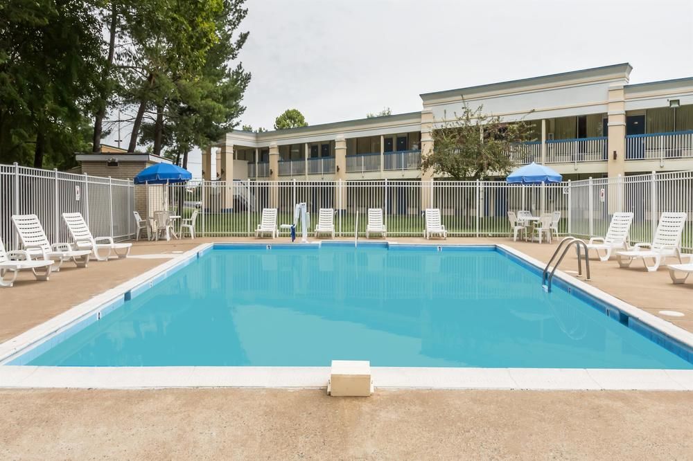 DAYS INN BY WYNDHAM FREDERICKSBURG NORTH in Fredericksburg, Va