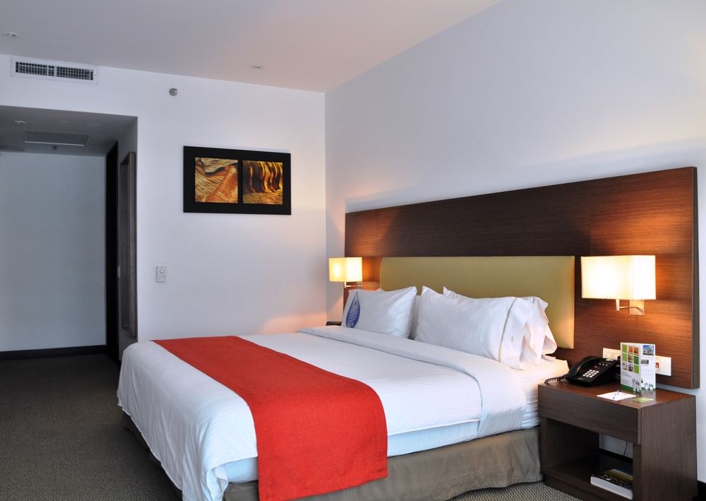 HOLIDAY INN EXPRESS BOGOTA in Bogota