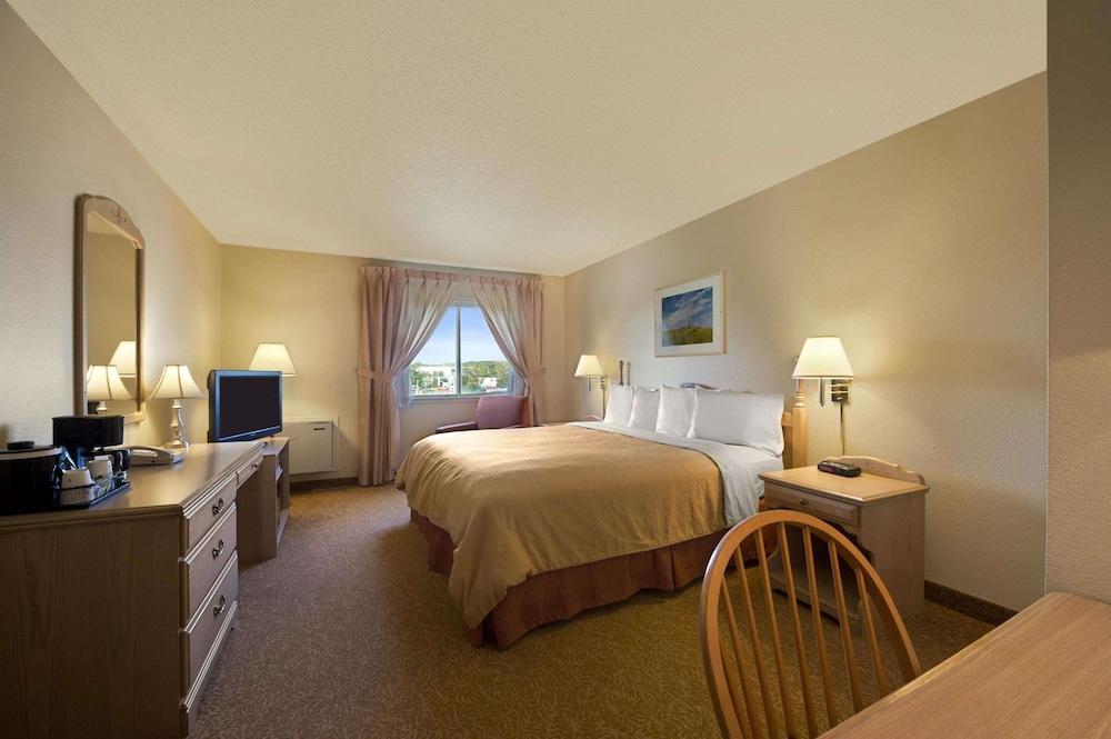 TRAVELODGE BY WYNDHAM HOLBROOK in Holbrook, Az