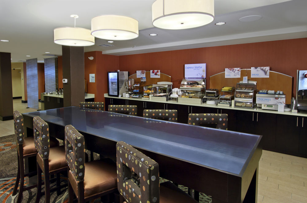 HOLIDAY INN EXPRESS AUGUSTA DOWNTOWN in Augusta