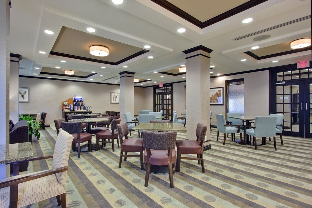 HOLIDAY INN EXPRESS & SUITES OTTAWA WEST - NEPEAN in Ottawa, On
