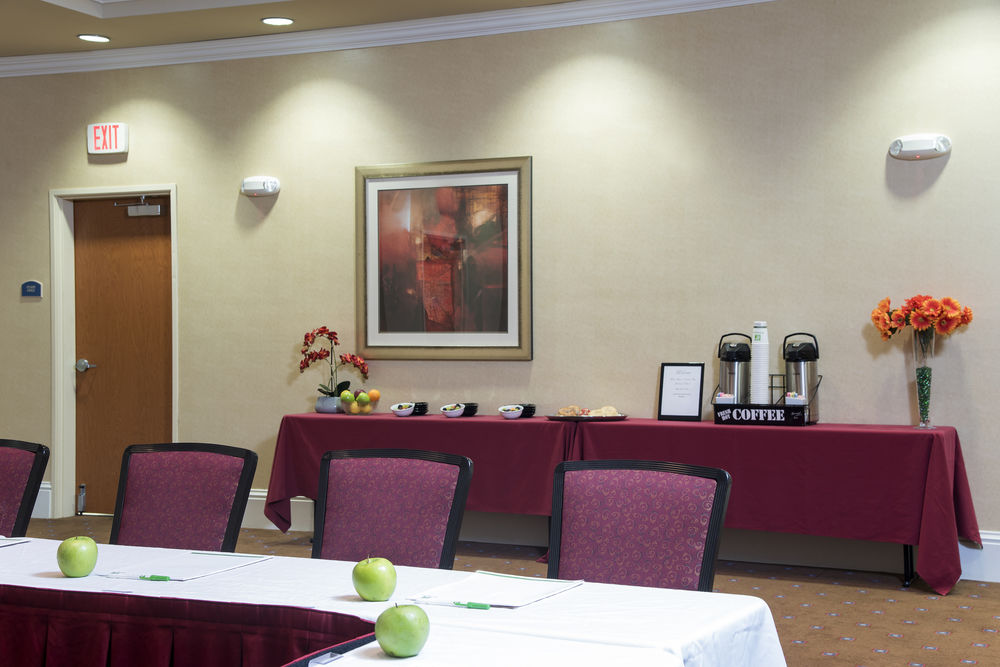 HOLIDAY INN AURORA NORTH- NAPERVILLE in Aurora, Il