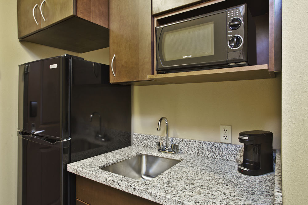 HOLIDAY INN EXPRESS HASTINGS in Grand Rapids, Mi