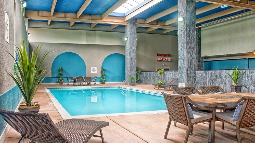 HOLIDAY INN NIAGARA FALLS in Niagara Falls