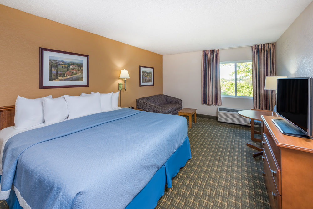 DAYS INN BY WYNDHAM KIRKSVILLE in Kirksville, Mo