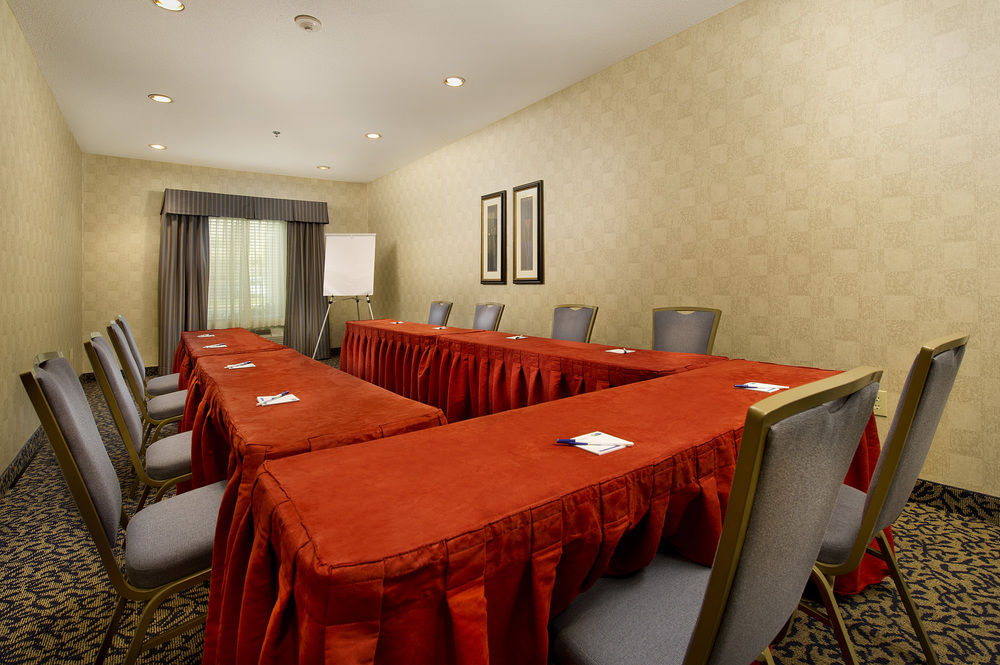 HOLIDAY INN EXPRESS & SUITES SAN ANTONIO WEST-SEAWORLD AREA in San Antonio,Tx